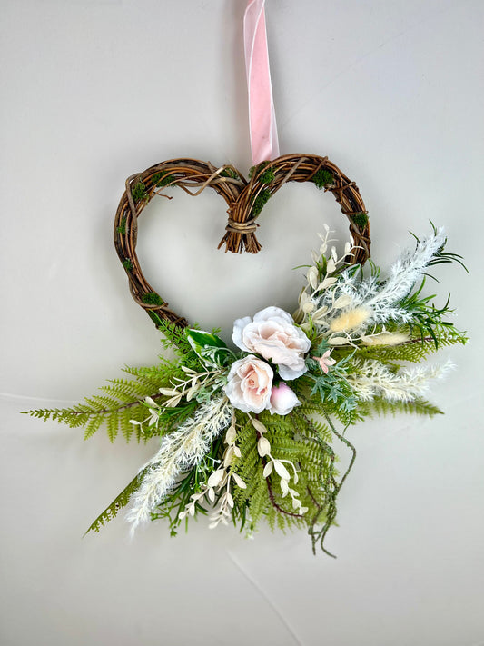 Mini heart wreath